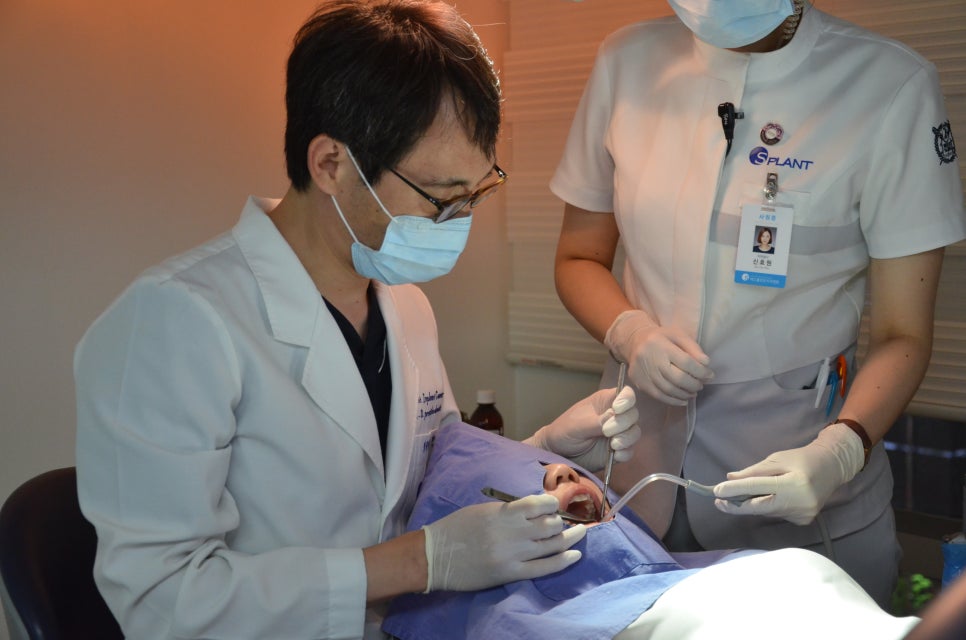 앞니 임플란트 진행 시 가장 중요한 것은? [에스플란트 치과병원] 관련 이미지 4