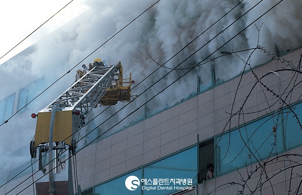 [치과병원인증제] 에스플란트치과병원 소방교육 옥내 소화전 사용방 법 관련 이미지 1