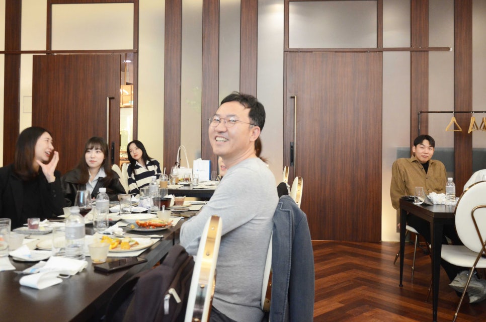 에스플란트 치과병원의 15번째 생일을 축하합니다! 관련 이미지 25