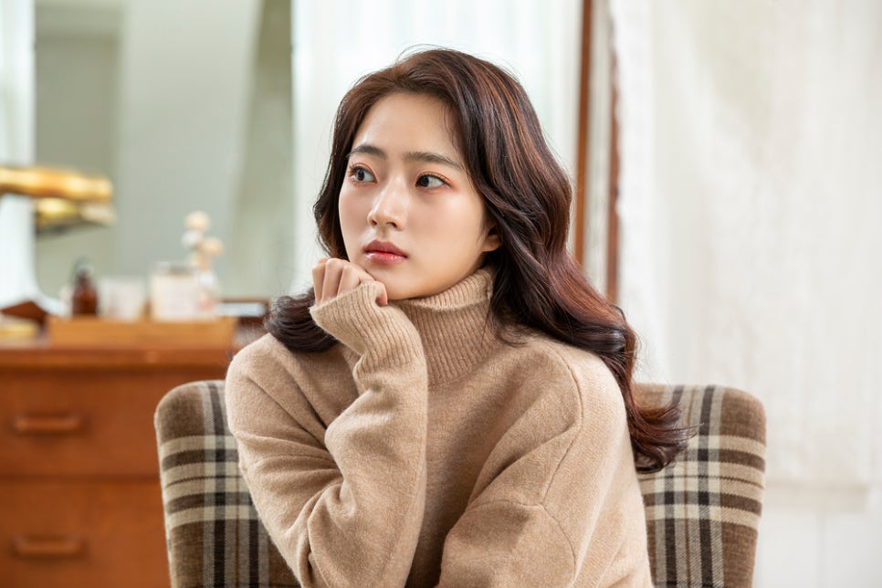 방배동 피부과 환절기 모공 각질 관리 여름 지나고 피부가 거칠어졌다면 모공부터 점검해야 해요 관련 이미지 2