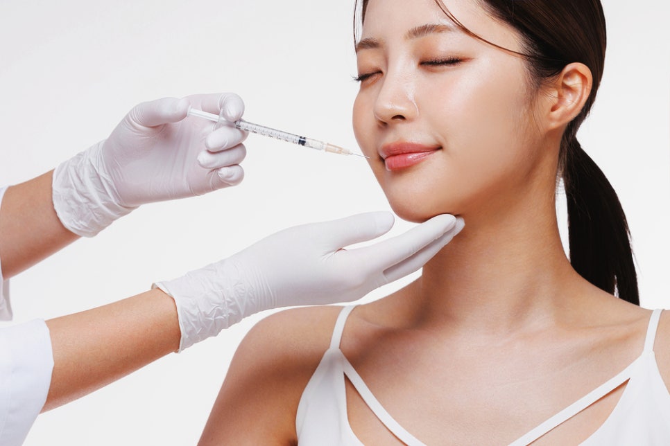 사당역 피부과 화농성 여드름 치료 짜면 안 된다는 걸 알면서도 참기 힘든 이유가 있어요 관련 이미지 3