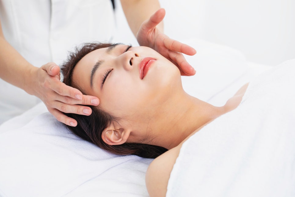 사당역 피부과 얼굴 홍조 원인과 민감한 피부를 위한 맞춤 치료법 관련 이미지 2