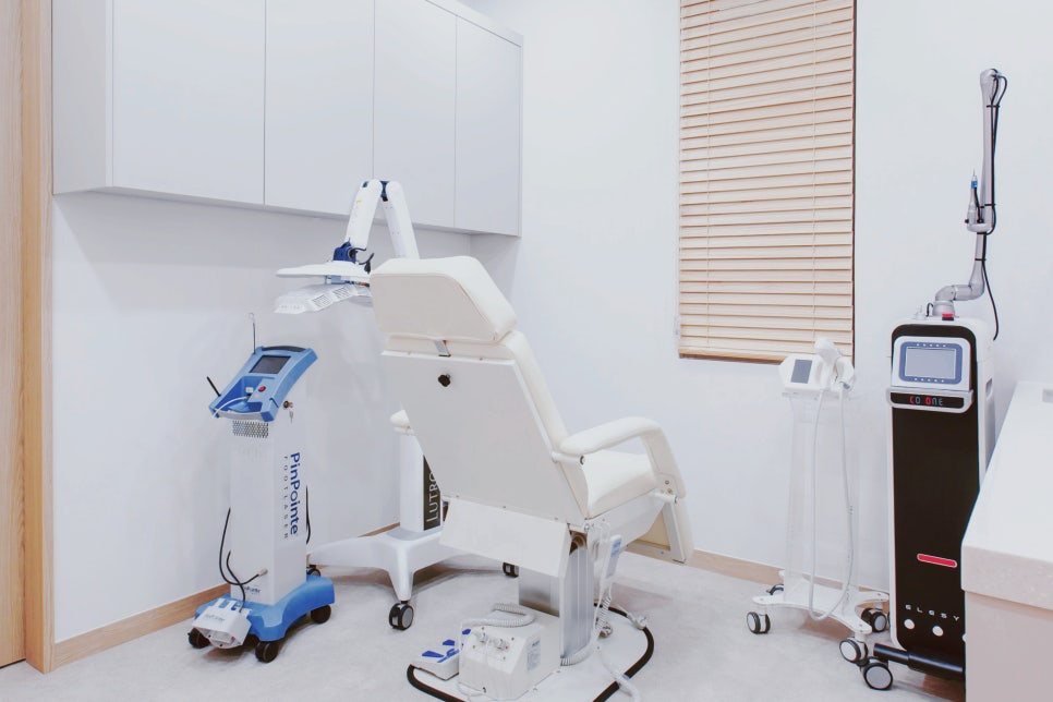 서초동 피부과 머리 비듬 생기는 원인, 지루성 두피염일까? 관련 이미지 4