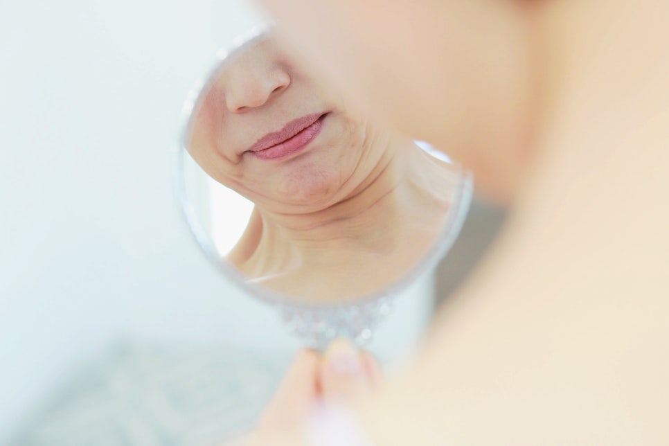 서초역 피부과 이중턱살 리프팅 효과와 얼굴 라인 정리하는 피부과 레이저 치료 관련 이미지 1