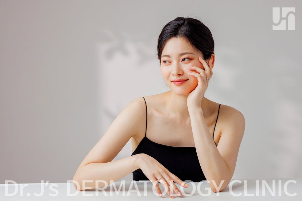 웃는 인상을 위해 입꼬리 보톡스를 찾는 이유 관련 이미지 1