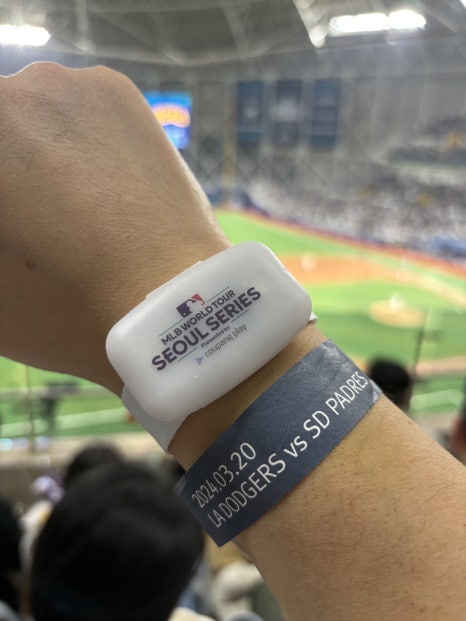 메이저리그 서울시리즈 LA다저스vs샌디에고 파드리스 개막전 다녀왔어요! (MLB 오타니 김하성 선수 MLB월드투어 개막전 쿠팡플레이 고척스카이돔 메이저리거인비절라인) 관련 이미지 6