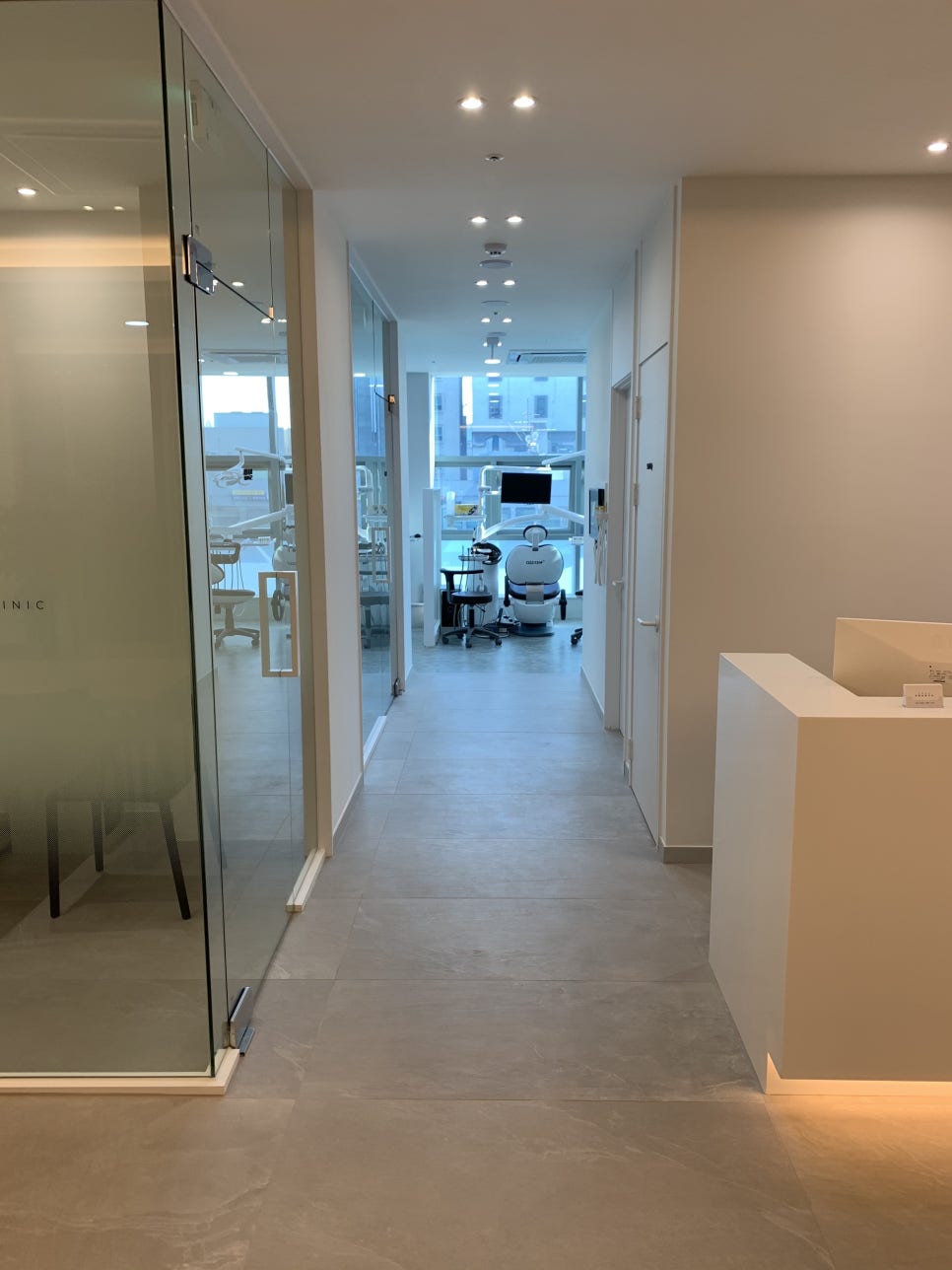 진심으로 치료하는, 잠실새내 유펜바른치과 입니다. 관련 이미지 4