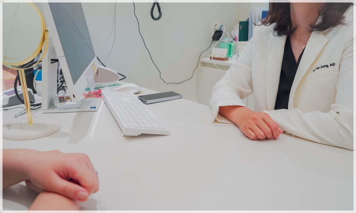 Hongdae Entrance Dermatology Clinic: If You Want to Improve Skin Elasticity image 4