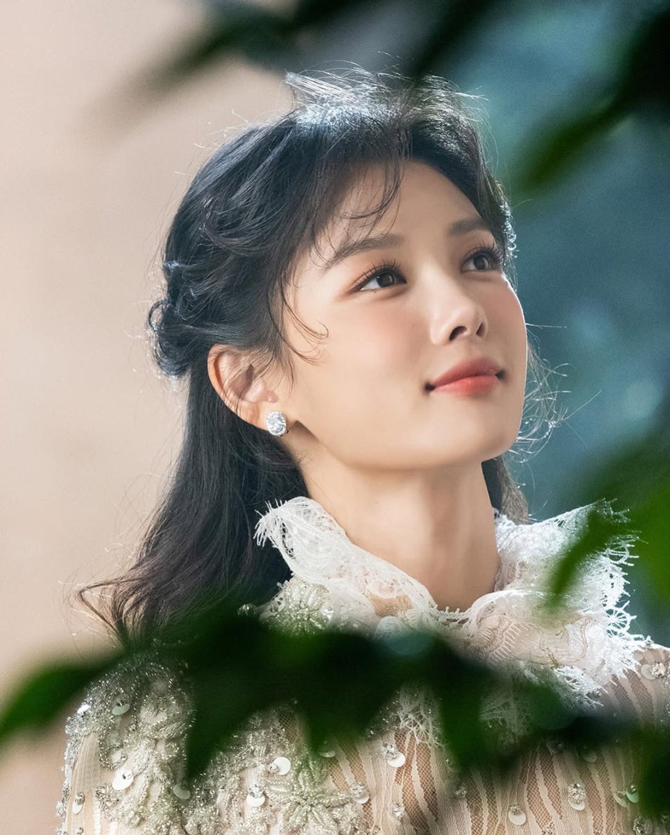 김유정 코, 눈수술(직반라인, 인아웃라인 쌍꺼풀) 연예인과 비슷하게 압구정서울성형외과 관련 이미지 5