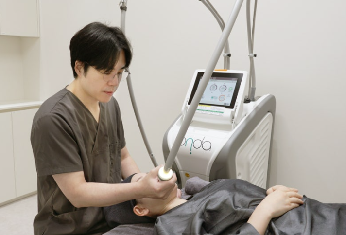 강남 튠페이스 리프팅, 인모드·온다·소프라노티타늄과 어떤 차이가 있을까요? 관련 이미지 7