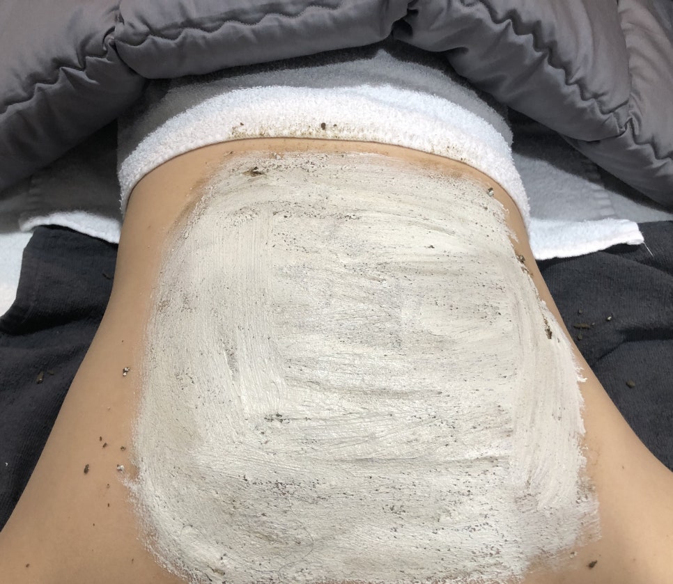 [홍대피부과] 다가오는 여름,  알라딘필링 로즈필  등여드름 박멸! 관련 이미지 11