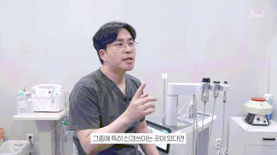 가로 세로 목주름 없애기, 리프팅&레디어스 조합 필러랑 비교해보세요 관련 이미지 3