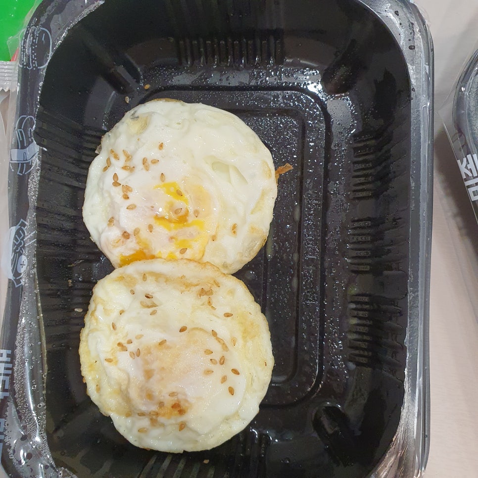 홍대 배달 맛집-진수성찬에서 제육 쌈밥정식과 알탕 관련 이미지 7