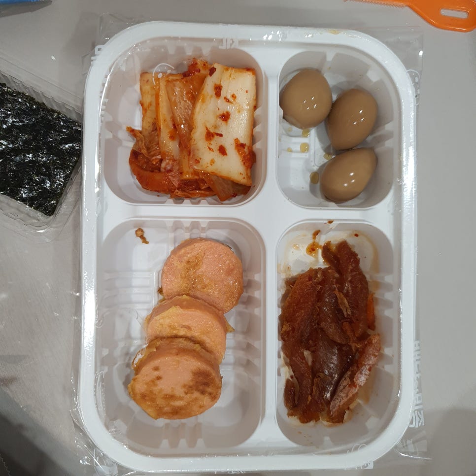 홍대 배달 맛집-진수성찬에서 제육 쌈밥정식과 알탕 관련 이미지 8