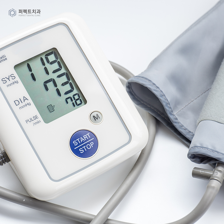 임플란트 부작용, 어떤 경우에 주의해야 할까? 관련 이미지 2