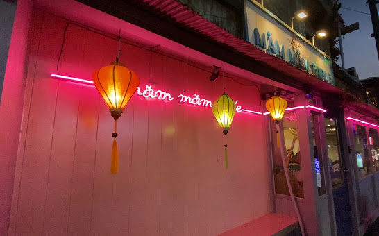 [신촌] 베트남 쉐프들이 요리하는 맘맘테이블 &hearts; - 혼밥하기 좋은 신촌 맛집 (12월10일에 맞은편 점포로 이사 예정!) 관련 이미지 2