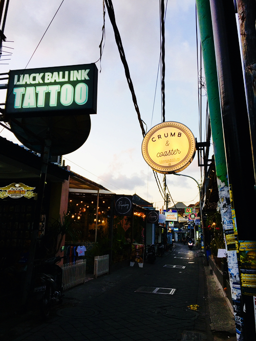 [발리,꾸따] 크럼앤코스터 - 분위기 좋은 뽀삐스트리트 브런치집&hearts; (Crumb&Coaster ) 관련 이미지 1