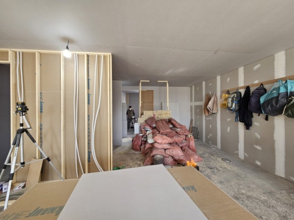 서울재생치과는 목공 작업이 한창입니다. (치과 인테리어, 코드디자인, 벽체공사, 신촌 치과) 관련 이미지 3