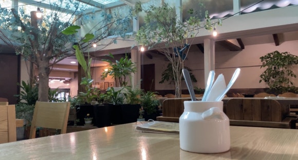 [신촌] 뉴욕비앤씨 - 코로나 2단계 매장이용가능해요 - 아늑한 분위기와 귀여운 강아지가 반겨주는 브런치카페입니다!♡ 관련 이미지 11