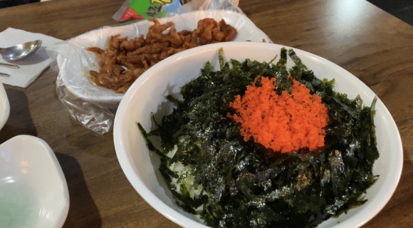 [신촌] 홍미닭발 - 마성의 셋트메뉴를 자랑하는 닭발 맛집 (무뼈닭발+오돌뼈+계란찜+주먹밥+쿨피스가 24,000원!!) 관련 이미지 4