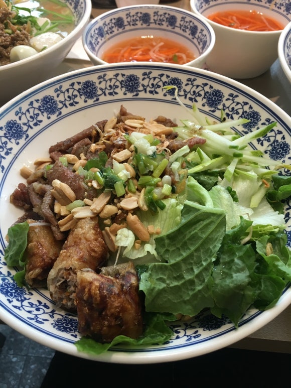 [신촌] 베트남 쉐프들이 요리하는 맘맘테이블 &hearts; - 혼밥하기 좋은 신촌 맛집 (12월10일에 맞은편 점포로 이사 예정!) 관련 이미지 13