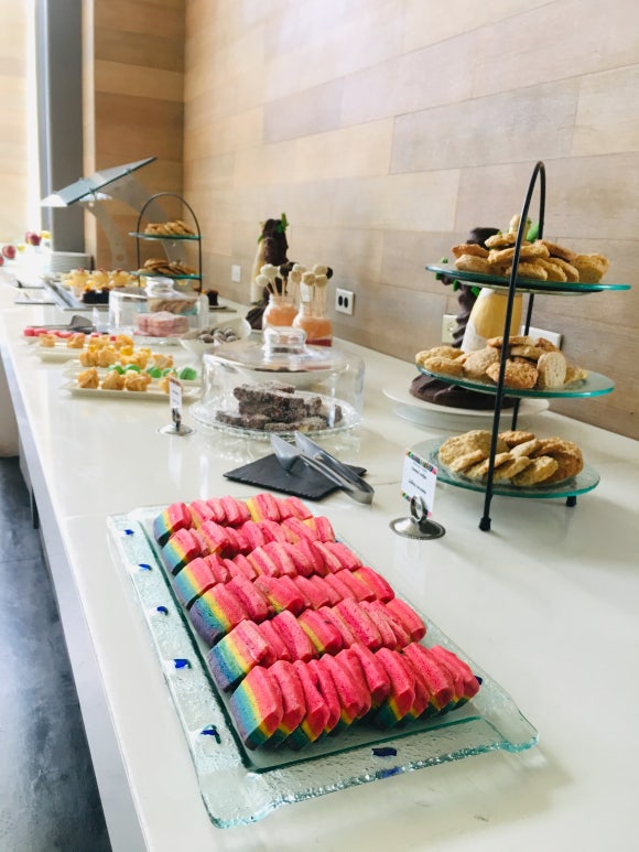 시크릿더바인 - 올인클루시브는 천국♥ (식당편 Feat. 호텔사육기) 관련 이미지 8