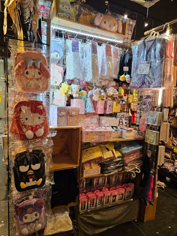 [문구덕후] 시부야 빌리지 뱅가드 (없는 캐릭터가 없음. 캐릭터 굿즈의 천국. 강력추천) 관련 이미지 13