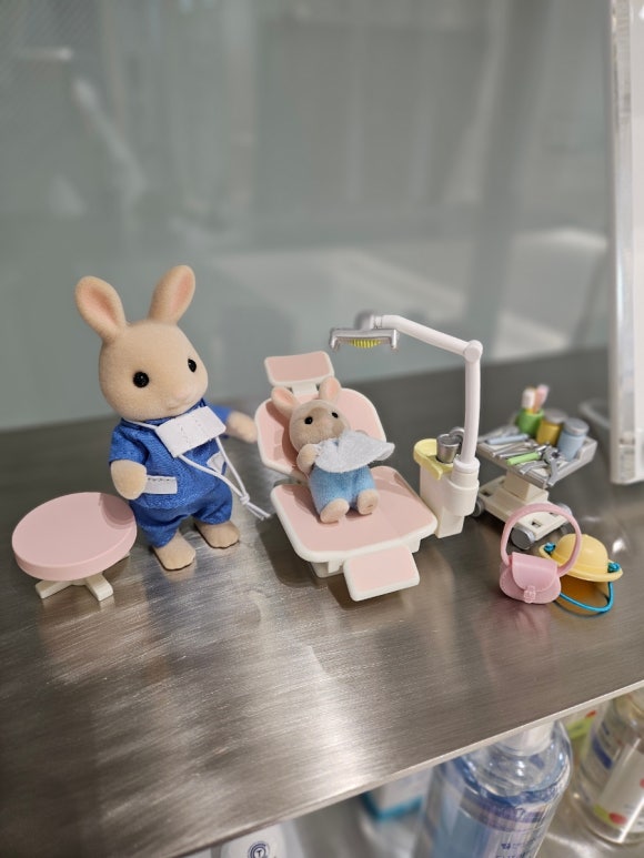 서울재생치과에 새로 오신 선생님을 소개합니다^^ 관련 이미지 5