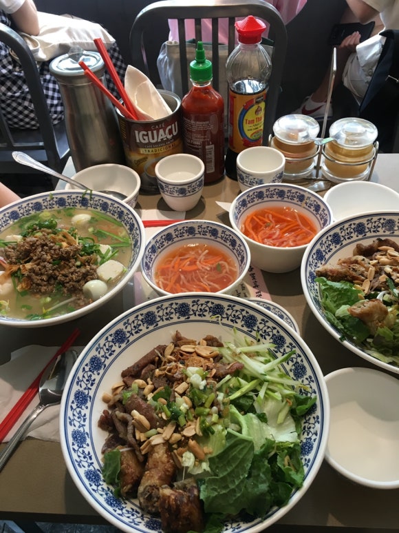 [신촌] 베트남 쉐프들이 요리하는 맘맘테이블 &hearts; - 혼밥하기 좋은 신촌 맛집 (12월10일에 맞은편 점포로 이사 예정!) 관련 이미지 11