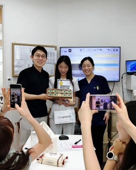 서울재생치과에서 4주간의 실습을 마친 이OO학생, 축하합니다! (치위생과 학생실습 수료식🍀) 관련 이미지 2