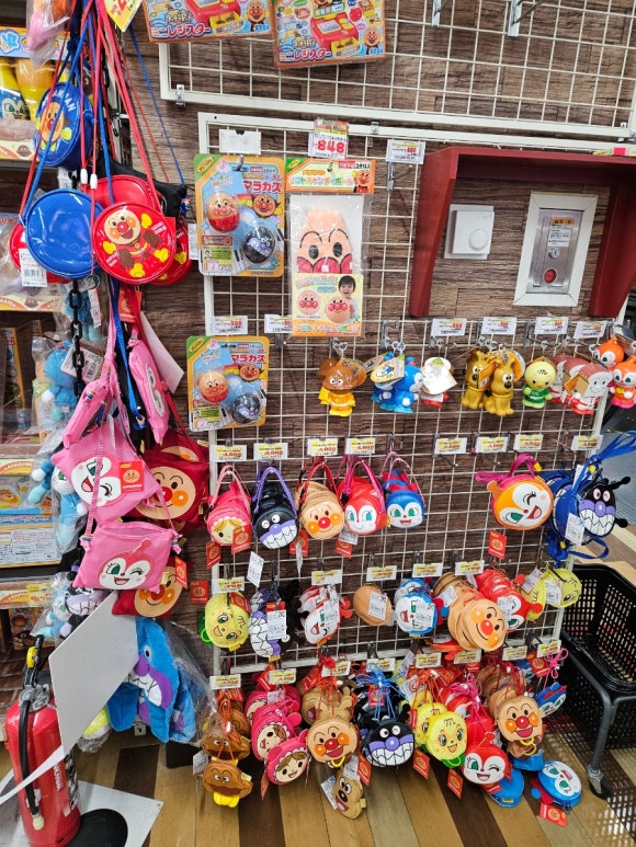 [시부야] 메가 돈키호테 (자꾸 자꾸 가고 싶어지는 개미지옥) (택스리펀, 토토로, 지브리, 짱구, 치이카와, 산리오, 마리오, 닌텐도, 포켓몬 등 굿즈 천국!) 관련 이미지 8