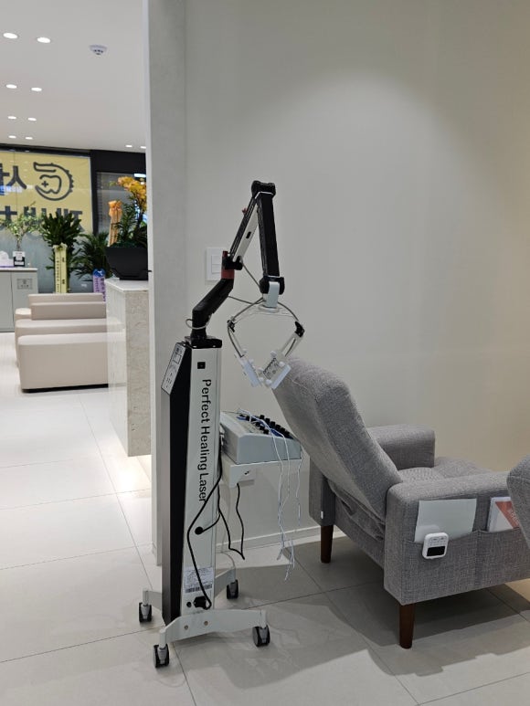 서울재생치과 내부 시설 소개 (파우더룸,턱관절 물리치료실, 자이스 미세현미경) 관련 이미지 10