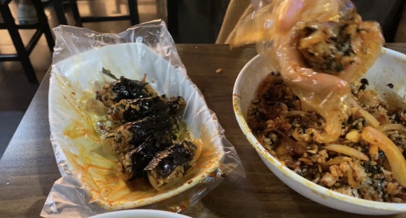 [신촌] 홍미닭발 - 마성의 셋트메뉴를 자랑하는 닭발 맛집 (무뼈닭발+오돌뼈+계란찜+주먹밥+쿨피스가 24,000원!!) 관련 이미지 10