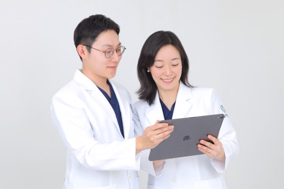 English and French speaking dentists in Sinchon, Seoul (Location,Reservation) 관련 이미지 2