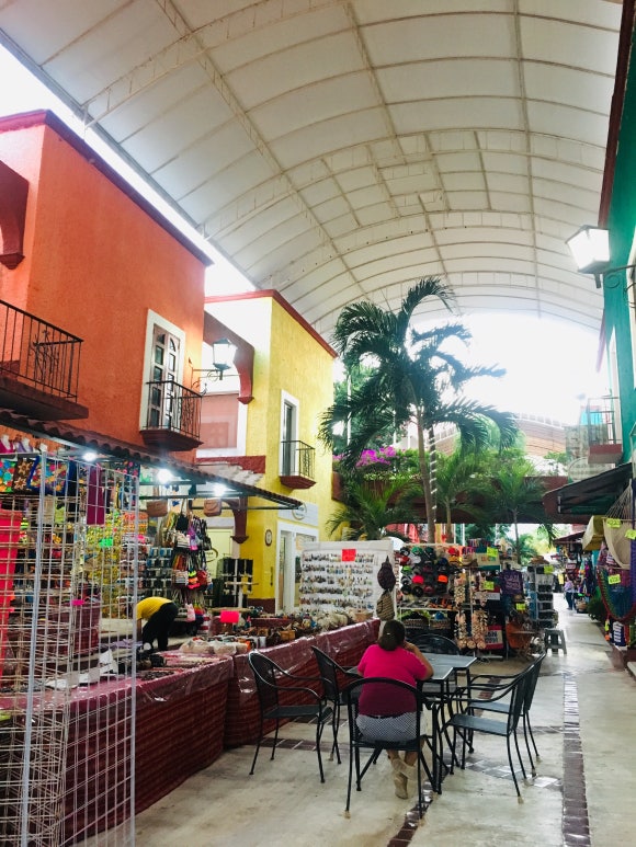 스냅 작가님과 함께 칸쿤 다운타운 구경! - Plaza28, Mercado28 기념품 쇼핑은 여기서 :D 관련 이미지 14