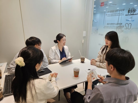 서울대학교 치과대학 후배들의 방문 (신촌치과, 서울재생치과) 관련 이미지 5