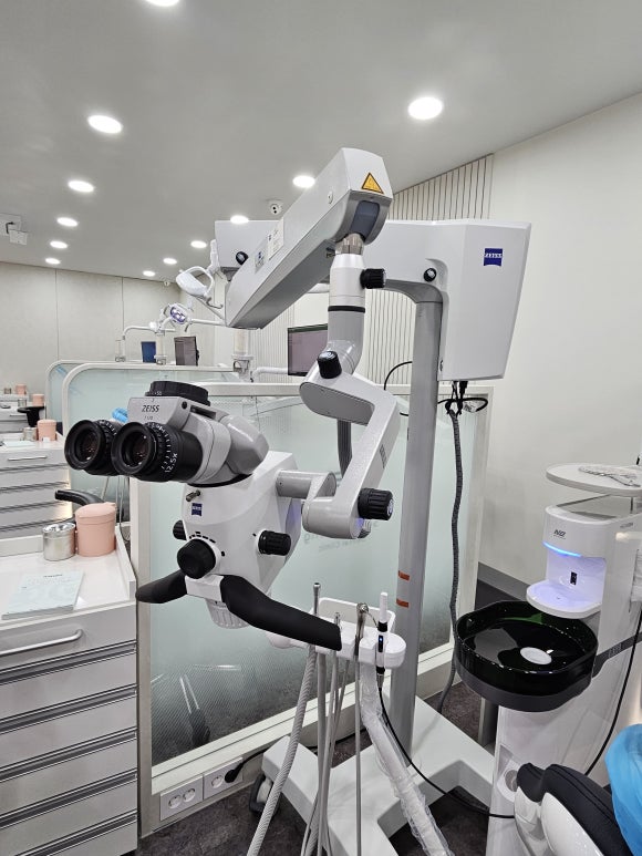 English and French speaking dentists in Sinchon, Seoul (Location,Reservation) 관련 이미지 12