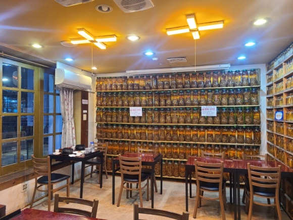 [연희동] 연희녹두삼계탕 - 단일메뉴로 승부하는 오랜 역사의 연희동 맛집 관련 이미지 3