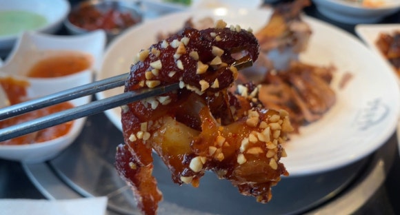 [신촌] 행당족발 - 신촌오거리 불족발 맛집! (ft.☆어리굴젓☆) 관련 이미지 11