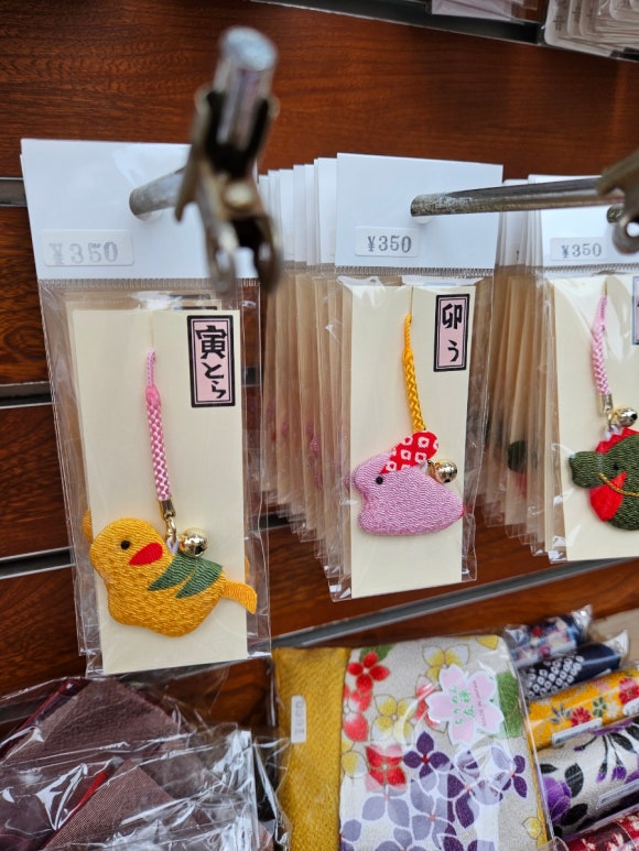 [아사쿠사] 센소지 (전세계 관광객들 모두 여기 있었네. 화월당 메론빵. 아사쿠사 상점가. 기념품 사기 좋은 곳) 관련 이미지 31