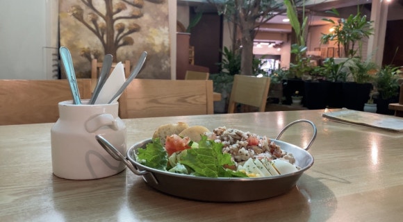 [신촌] 뉴욕비앤씨 - 코로나 2단계 매장이용가능해요 - 아늑한 분위기와 귀여운 강아지가 반겨주는 브런치카페입니다!♡ 관련 이미지 12