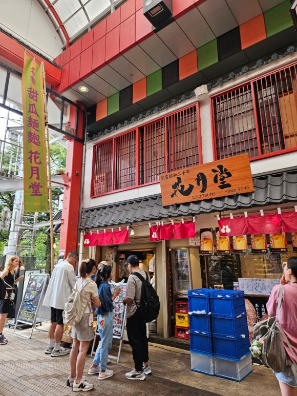 [아사쿠사] 센소지 (전세계 관광객들 모두 여기 있었네. 화월당 메론빵. 아사쿠사 상점가. 기념품 사기 좋은 곳) 관련 이미지 23