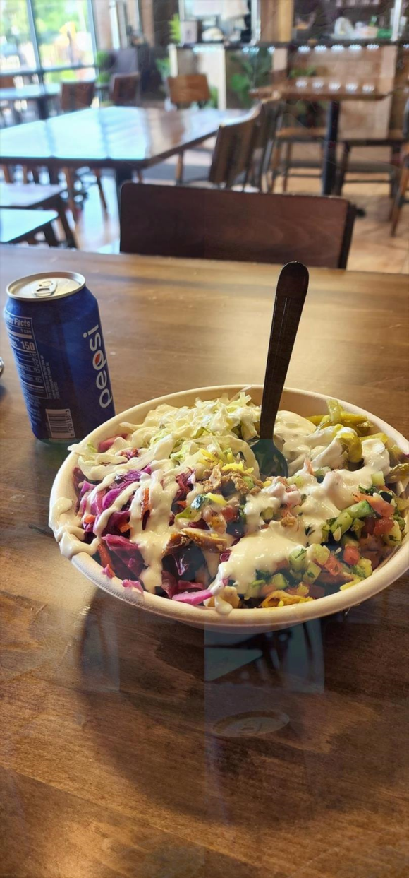 몬스터, 위원회, 업스커츠: 영상감독 기술의 미묘한 경계와 윤리적 고민 관련 이미지 1