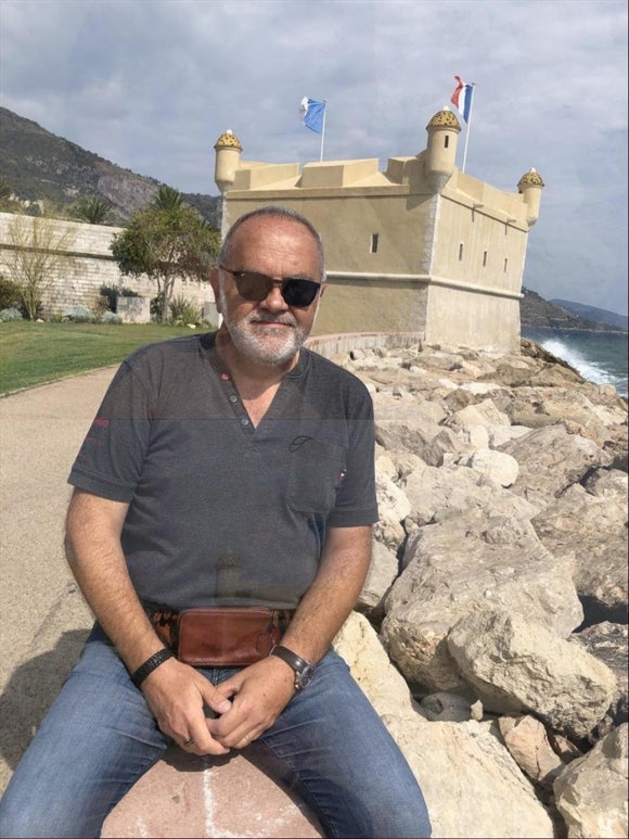 혁신과 발전을 주도하는 QT 및 화합물의 세계 관련 이미지 1