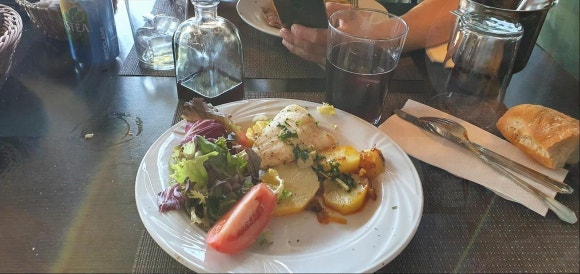 빌리와 네바다의 매력적인 뷰어들: 전문용어와 함께 살펴보는 화려한 이야기 관련 이미지 1