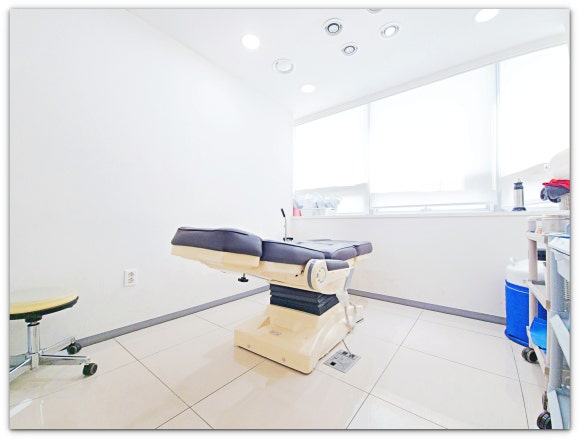 영등포여드름치료, 증상만 가라앉는다고 좋아지는 것이 아닙니다 관련 이미지 3