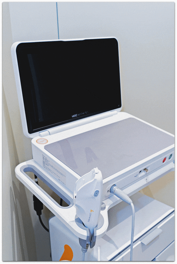 눈가 리프팅 레이저, 깊은 주름과 잔주름 모두 케어해야 한다면? 관련 이미지 1