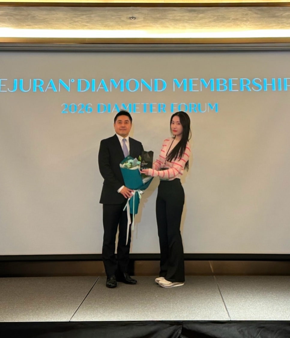 전국 단 20개 병의원만 선정되는 "리쥬란 다이아 멤버쉽💎" 홍대 포레나의원 홍대 피부과 관련 이미지 1