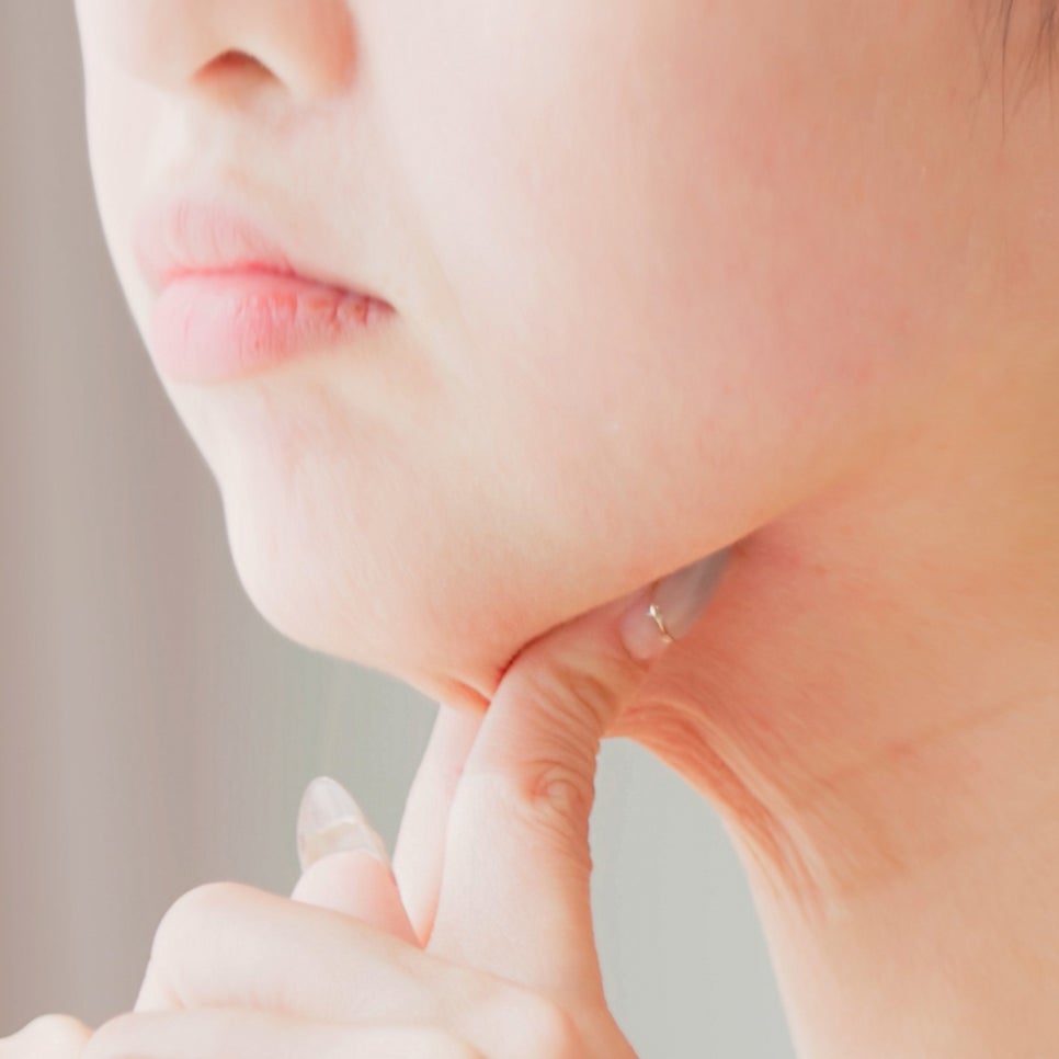 놓치기 쉬운 피부 꿀팁 7가지 여러분은 알고 계신가요?🪞 홍대 포레나의원 영상으로 같이보자! 관련 이미지 7