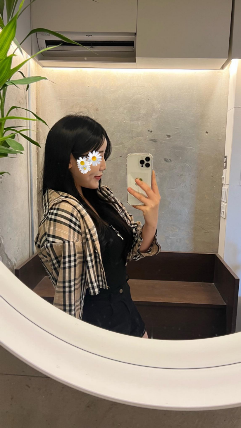 울퉁불퉁해 신경 쓰이던 코를 코원성형외과에서 낮은코와 매부리코교정으로 매끄럽게 만들었어요! 관련 이미지 5